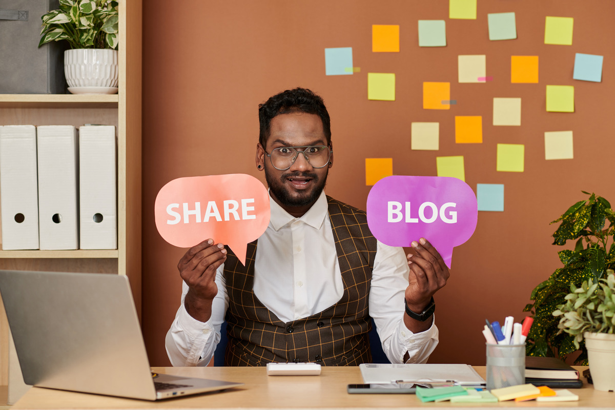 Illustration of Share Blog