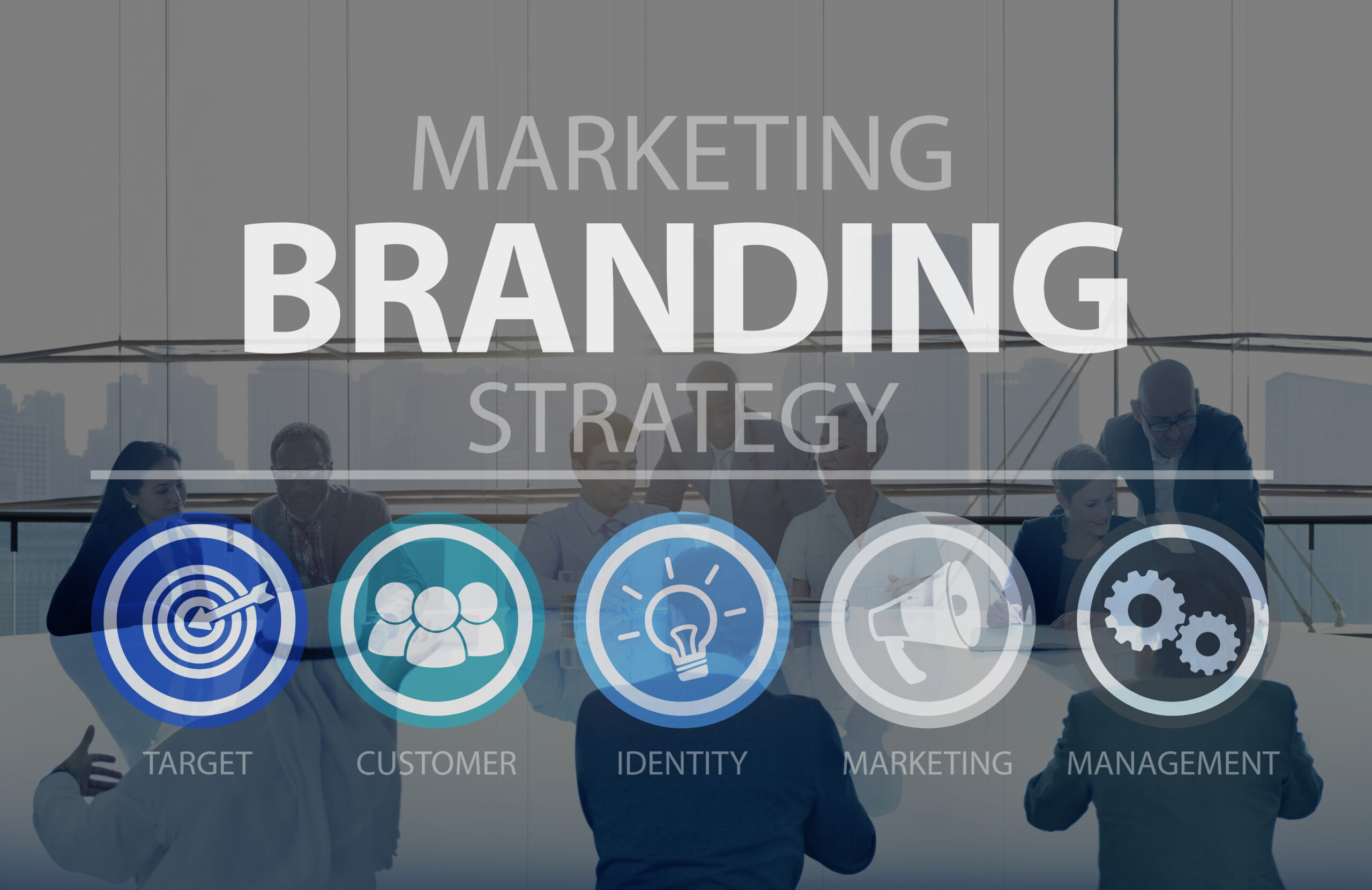 Marketing and Branding strategy session, visualizing the process of defining customer targets and brand identity for business growth